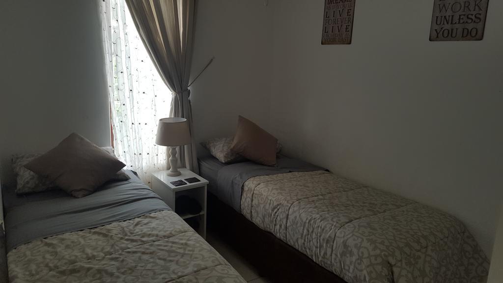 Unit 30 The Bridge - Family Unit In A Prime Spot On The Ground Floor Apartment St Lucia Bagian luar foto